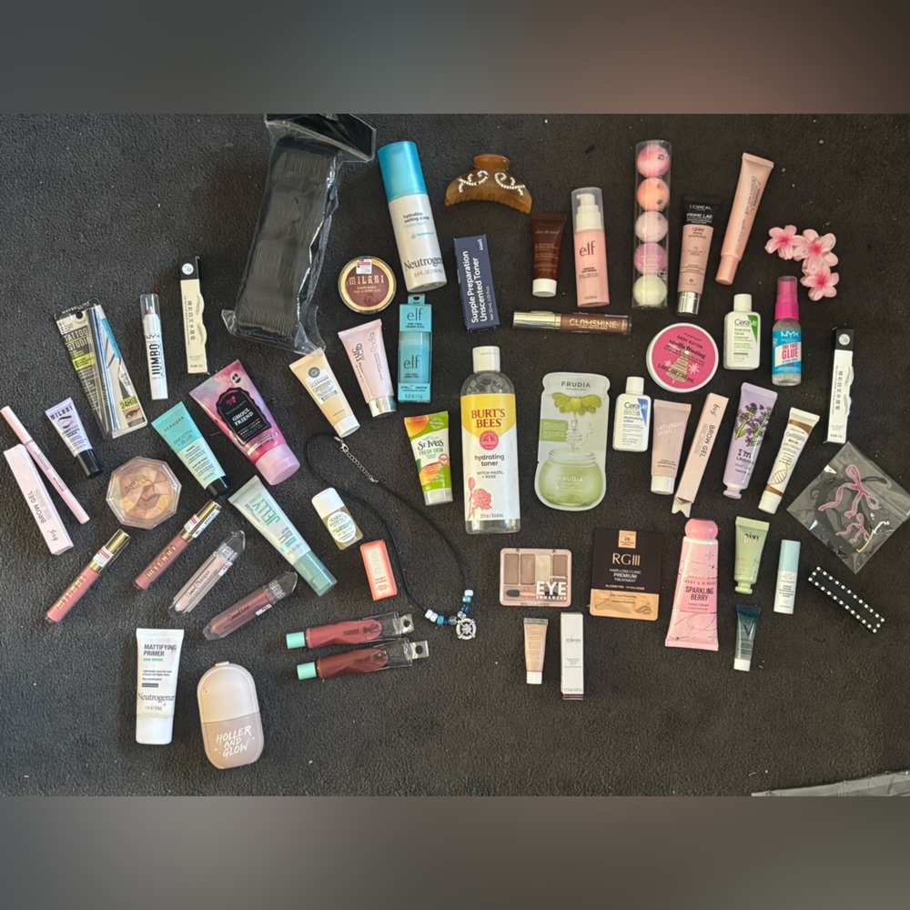 5 for $20 Bundle Mixed Beauty & Skincare, Hair, Masks, Jewelry.